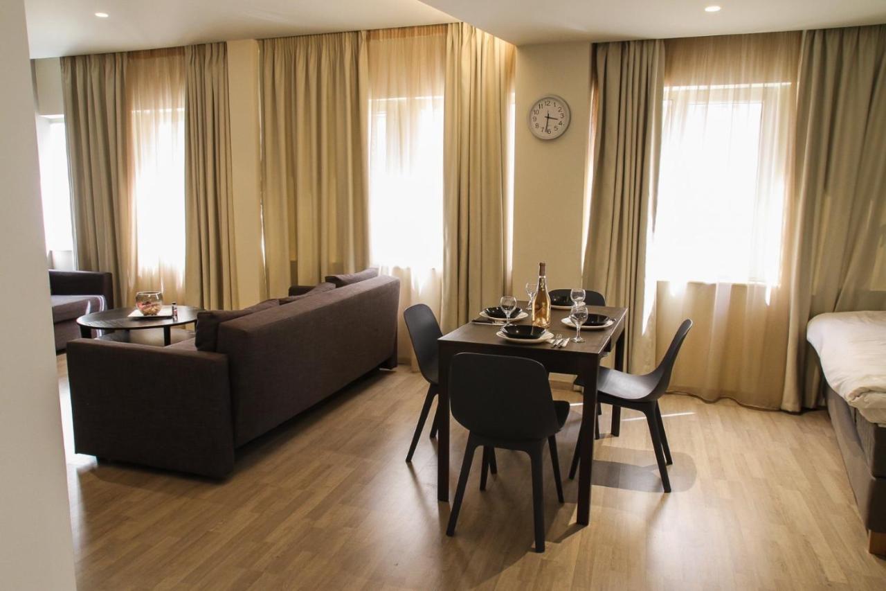 Pallados Suites Athena Bagian luar foto