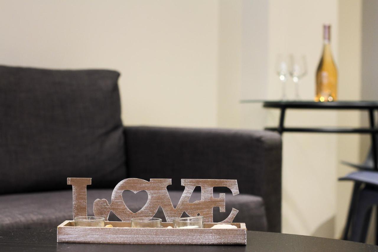 Pallados Suites Athena Bagian luar foto