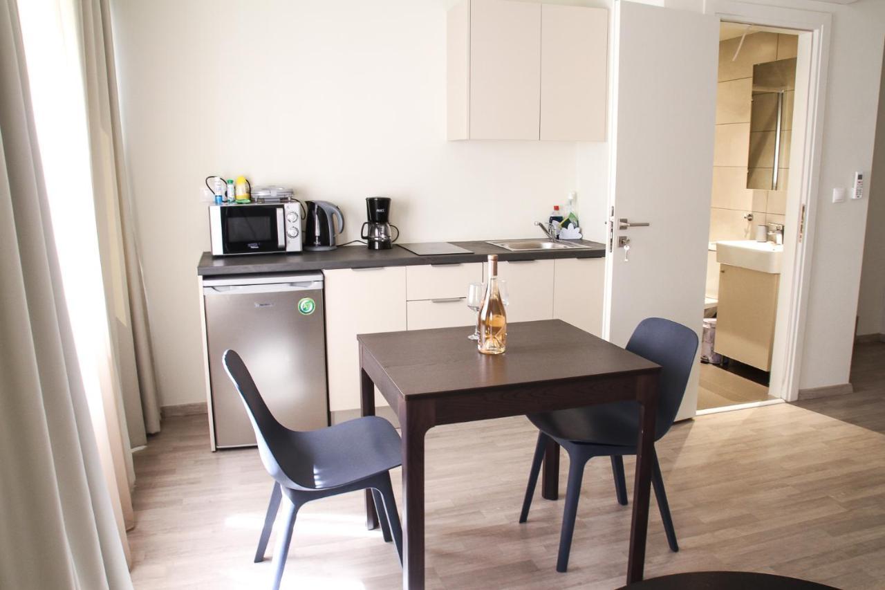 Pallados Suites Athena Bagian luar foto